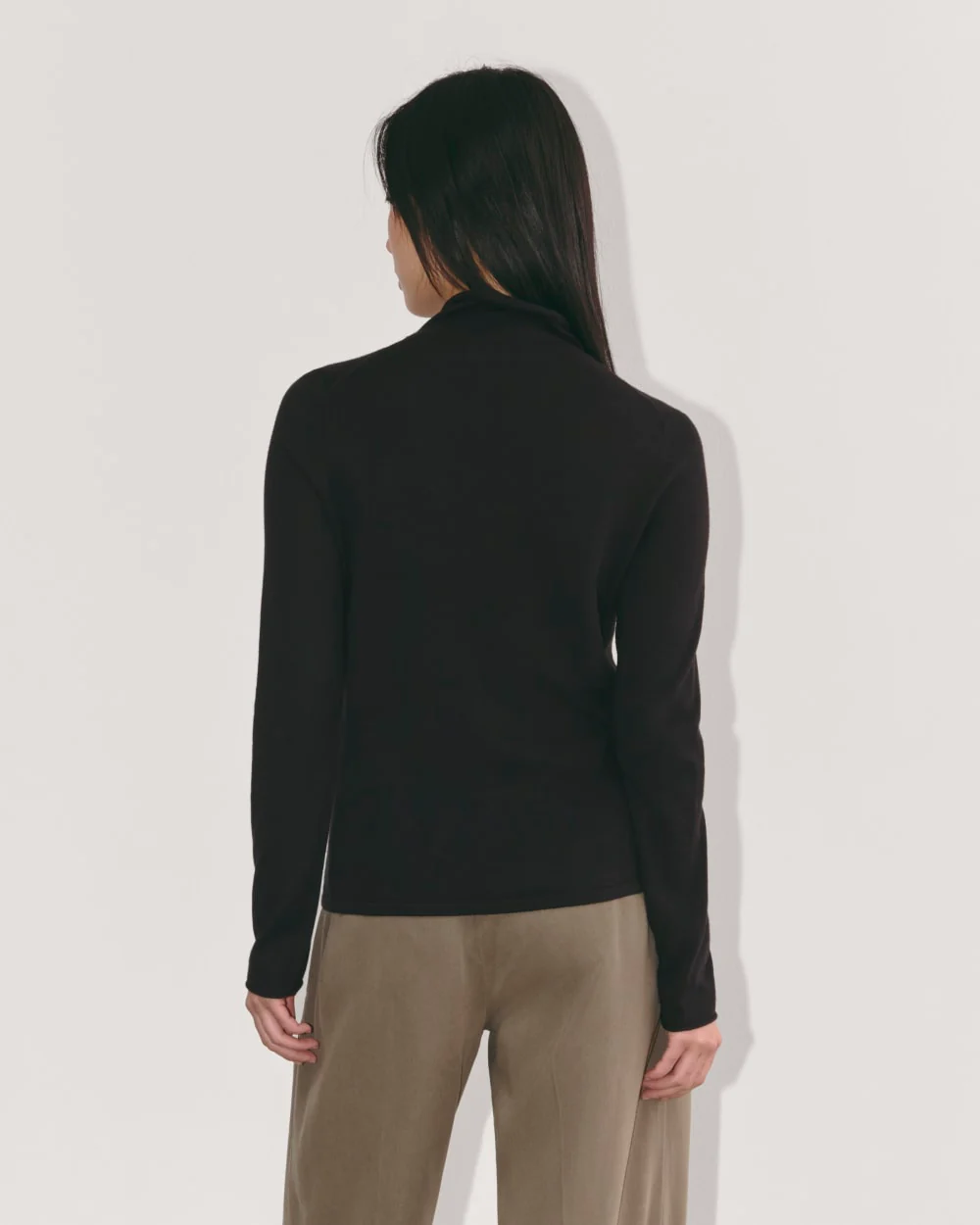 The Funnel Neck in Cotton Cashmere | Black