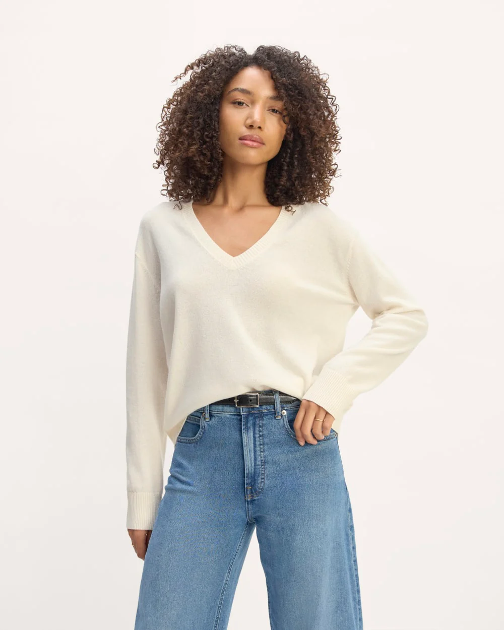 The Classic V in Cashmere | Bone