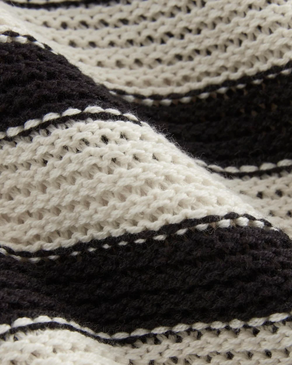 The Organic Cotton Open-Stitch Tank | Canvas / Black