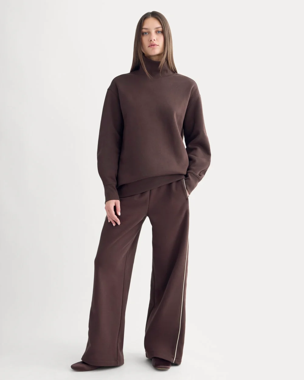 Luxe Fleece Turtleneck | Dark Chocolate