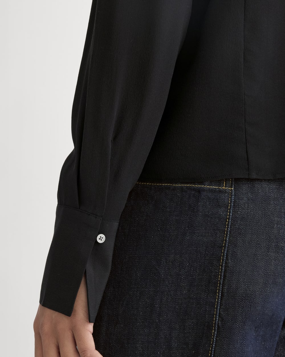 The V-Neck Blouse in Washable Silk | Black