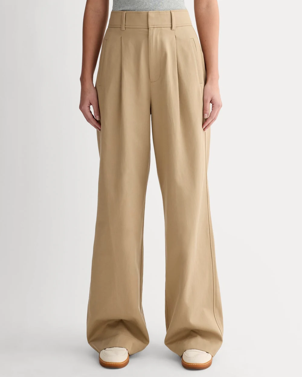 The Draper Pleated Pant in Buttersmooth | Ash Brown | 30 Inseam