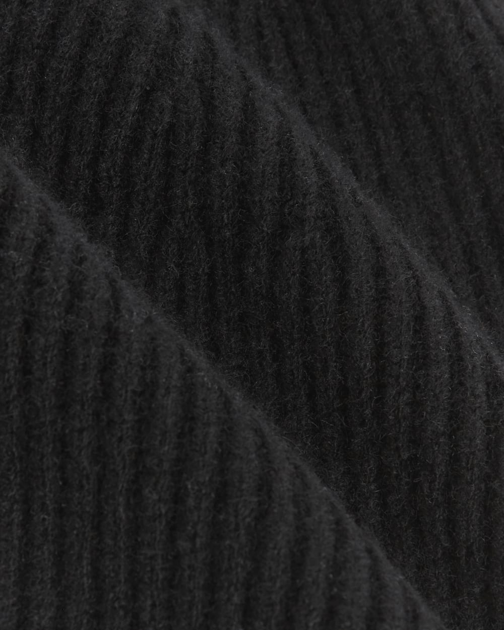 The Cashmere Ribbed Beanie | Black
