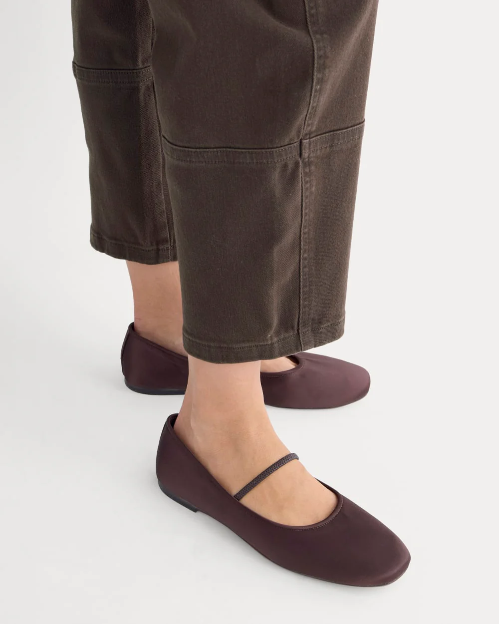 The Utility Barrel Pant | Dark Chocolate | Regular