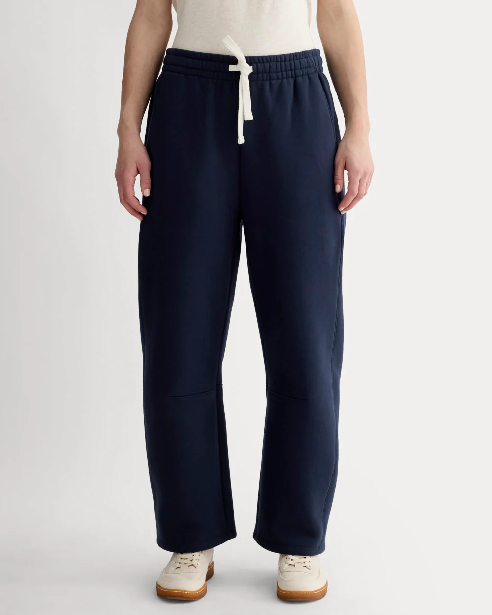 Luxe Fleece Barrel Sweatpant | Navy