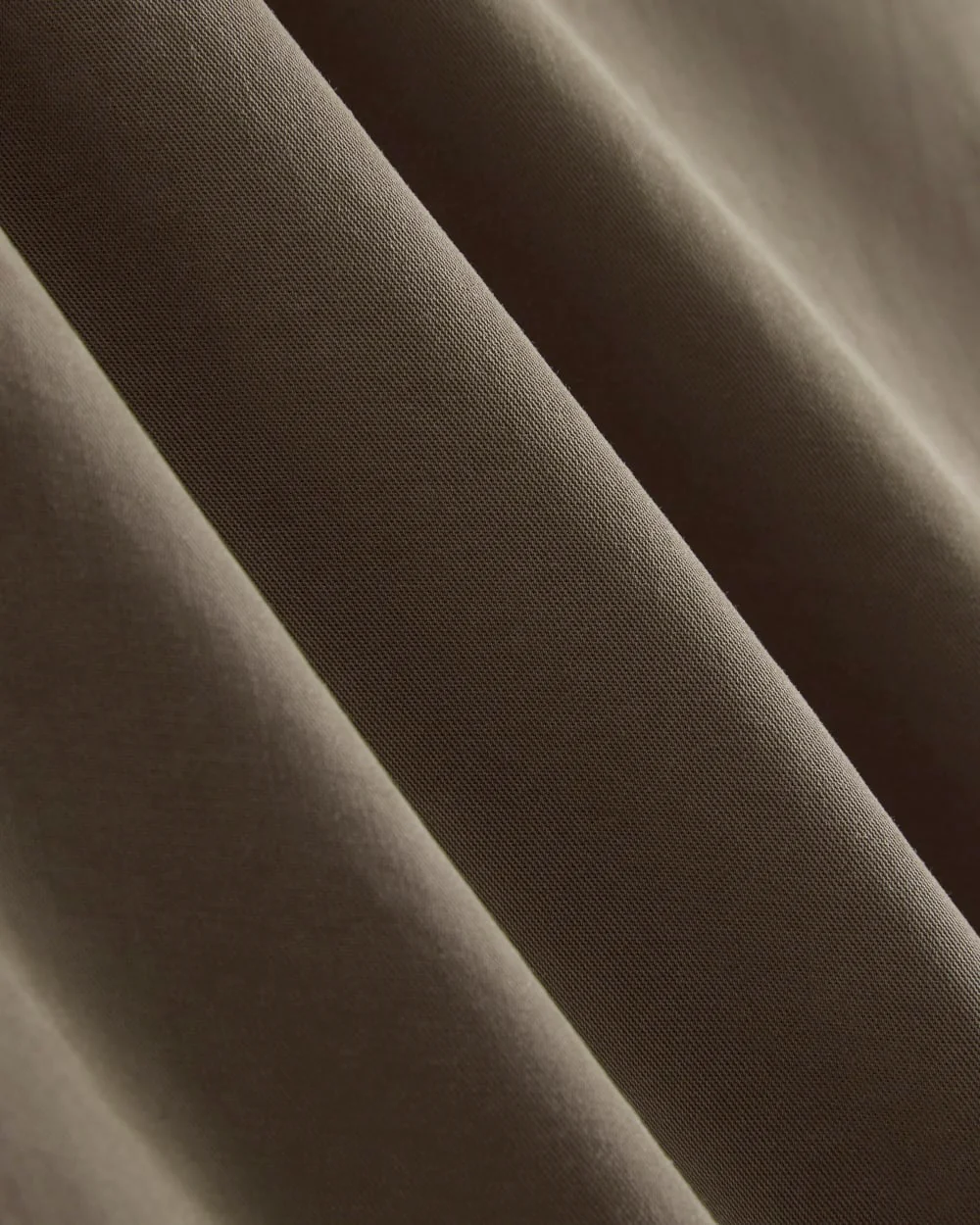 The Muscle Top in Butterlite | Deep Taupe