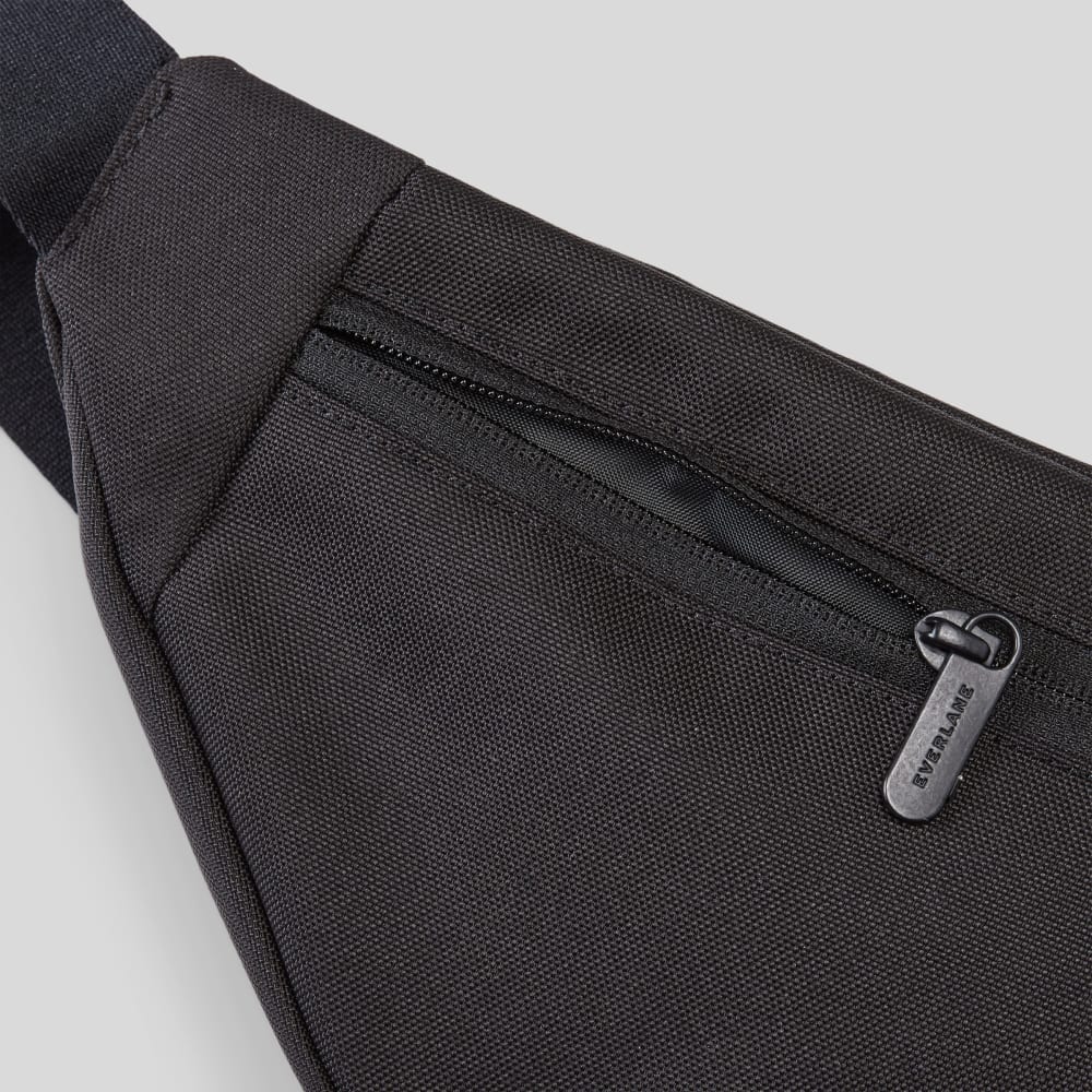 The Renew Transit Fanny Pack | Black (with label)