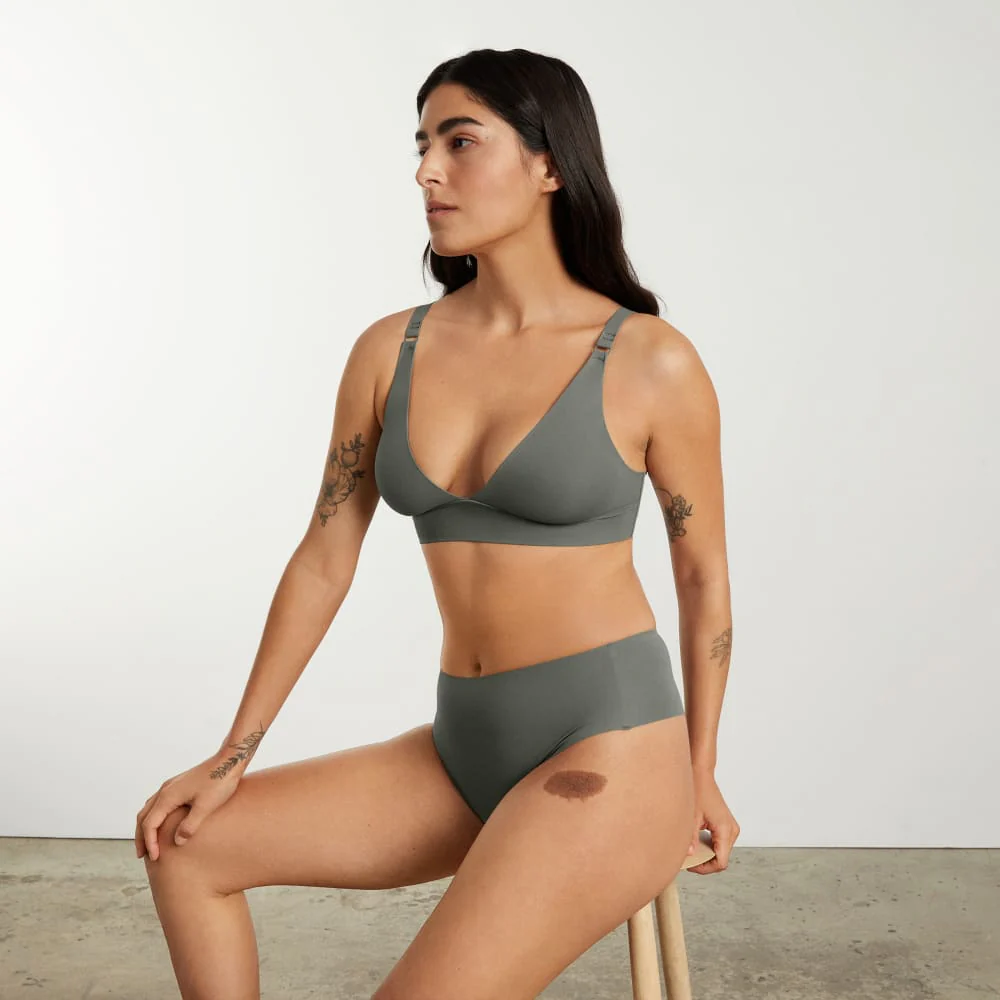 The Invisible Bra | Pewter Green