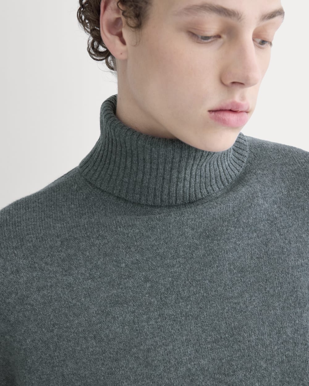 Luxe Merino Relaxed Turtleneck | Heather Midnight Navy