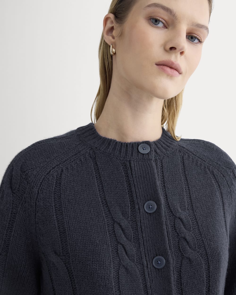 Cable Cardigan in Extrafine Luxe Merino | Navy