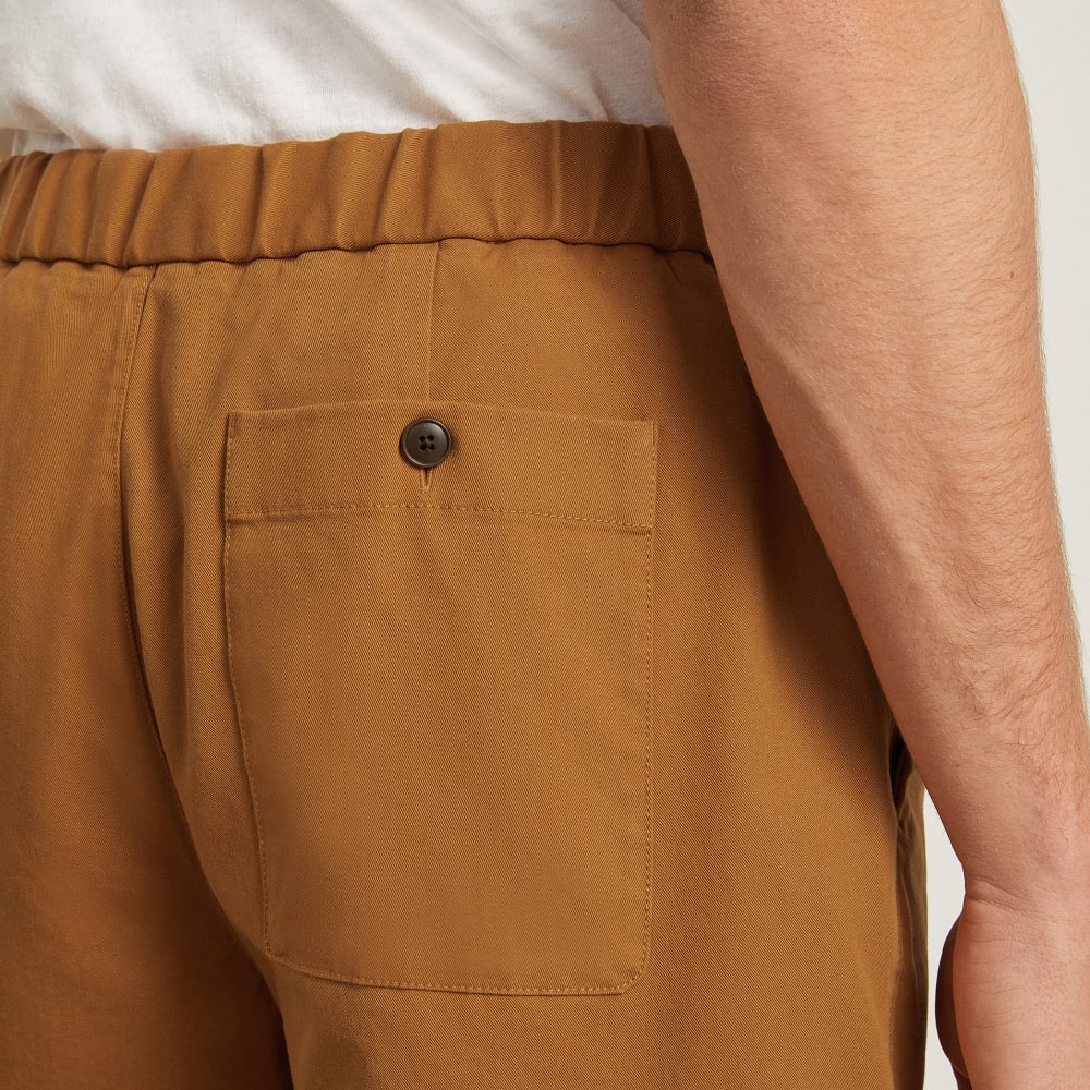 The Pull-On Performance Chino Short | Tawny Brown