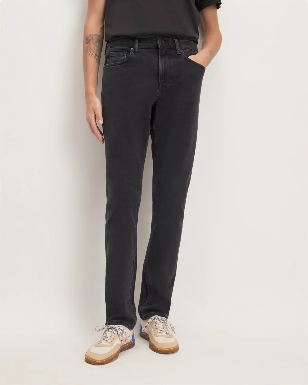 The Slim 4-Way Stretch Organic Jean | Uniform  | Washed Black