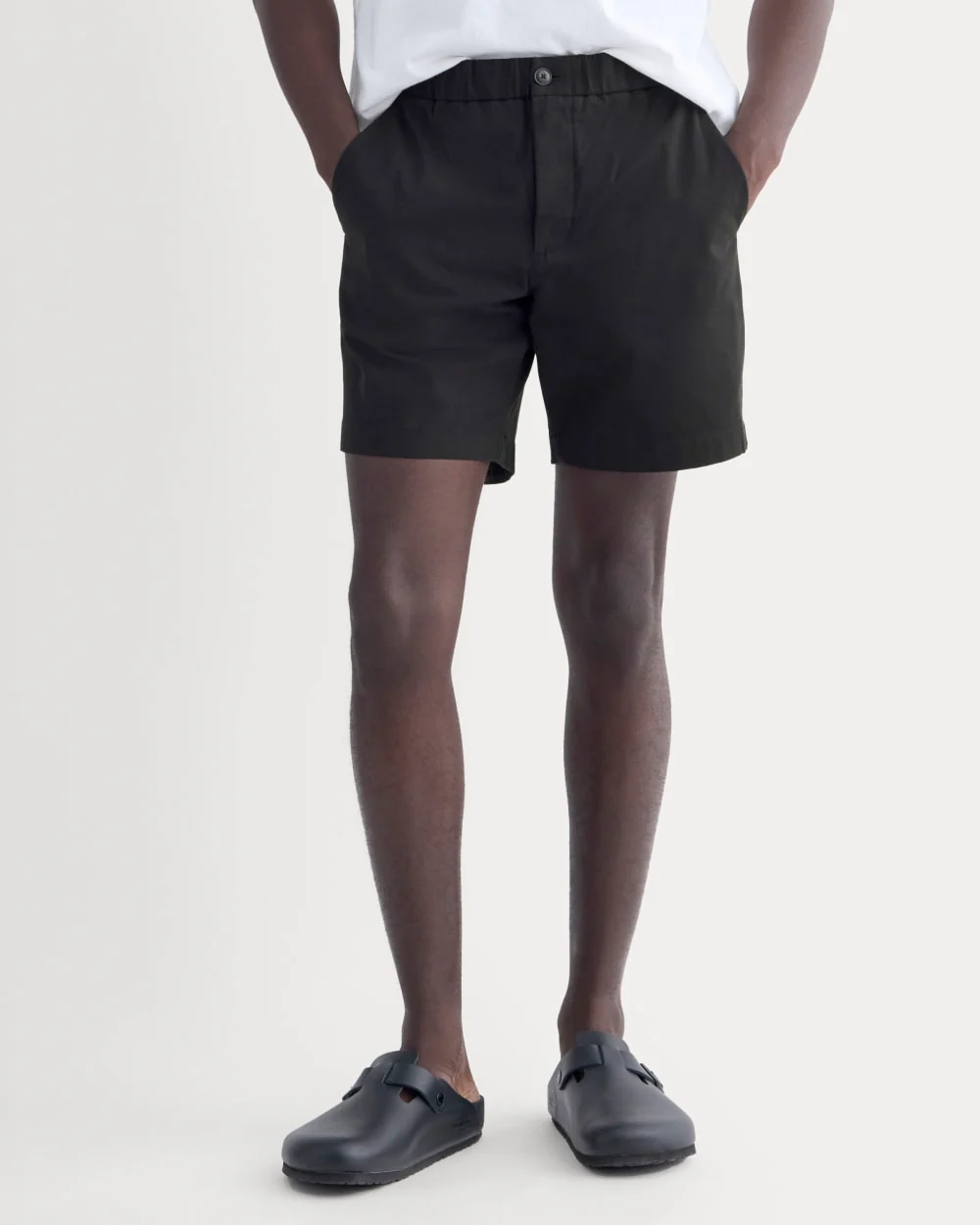 The Pull-On Performance Chino Short | Black