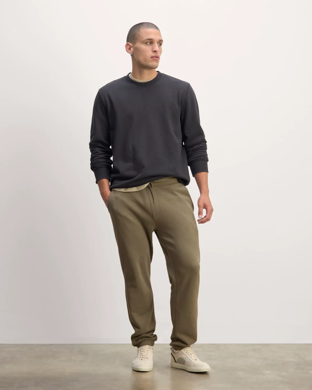 The Off-Duty Jogger | Kalamata