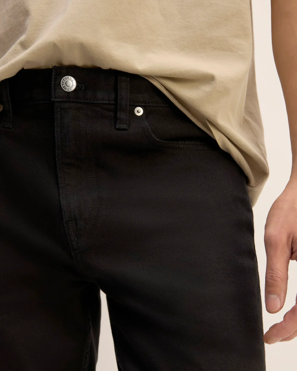 The Organic Taper Jean | Black