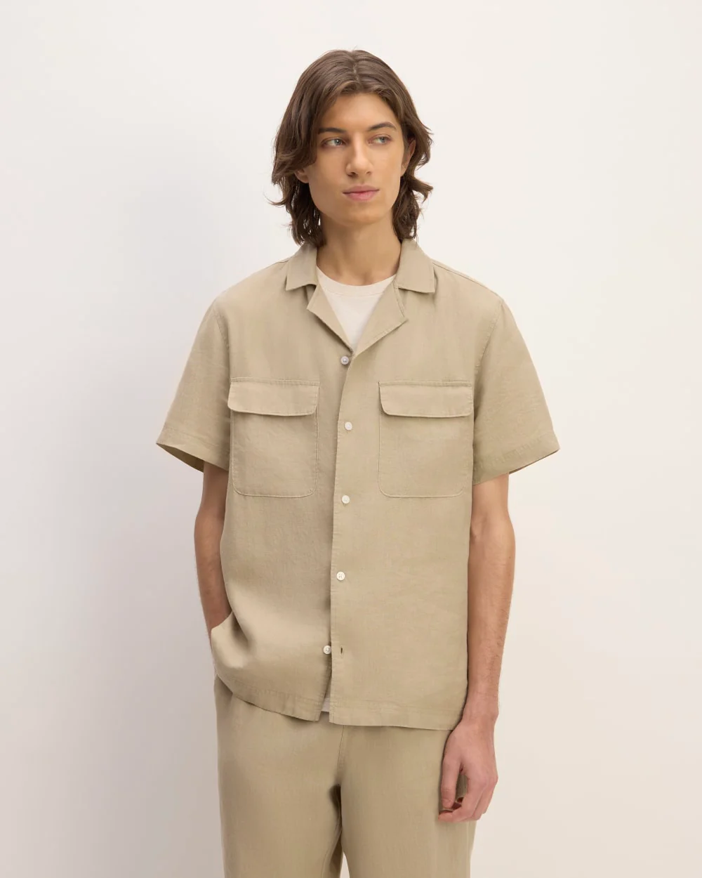 The Resort Shirt in Linen | Trench Coat Khaki