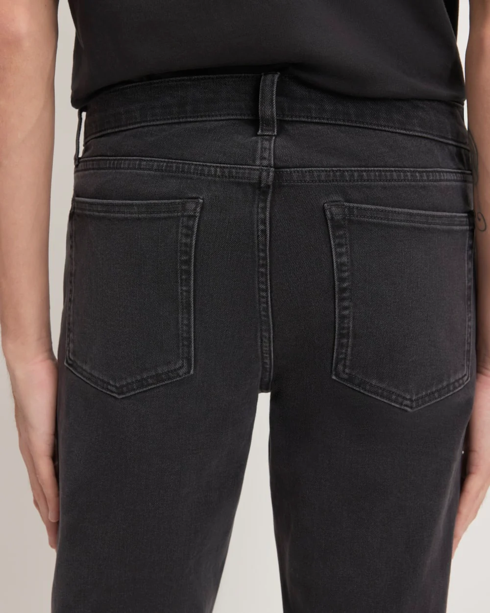 The Slim 4-Way Stretch Organic Jean | Uniform  | Washed Black