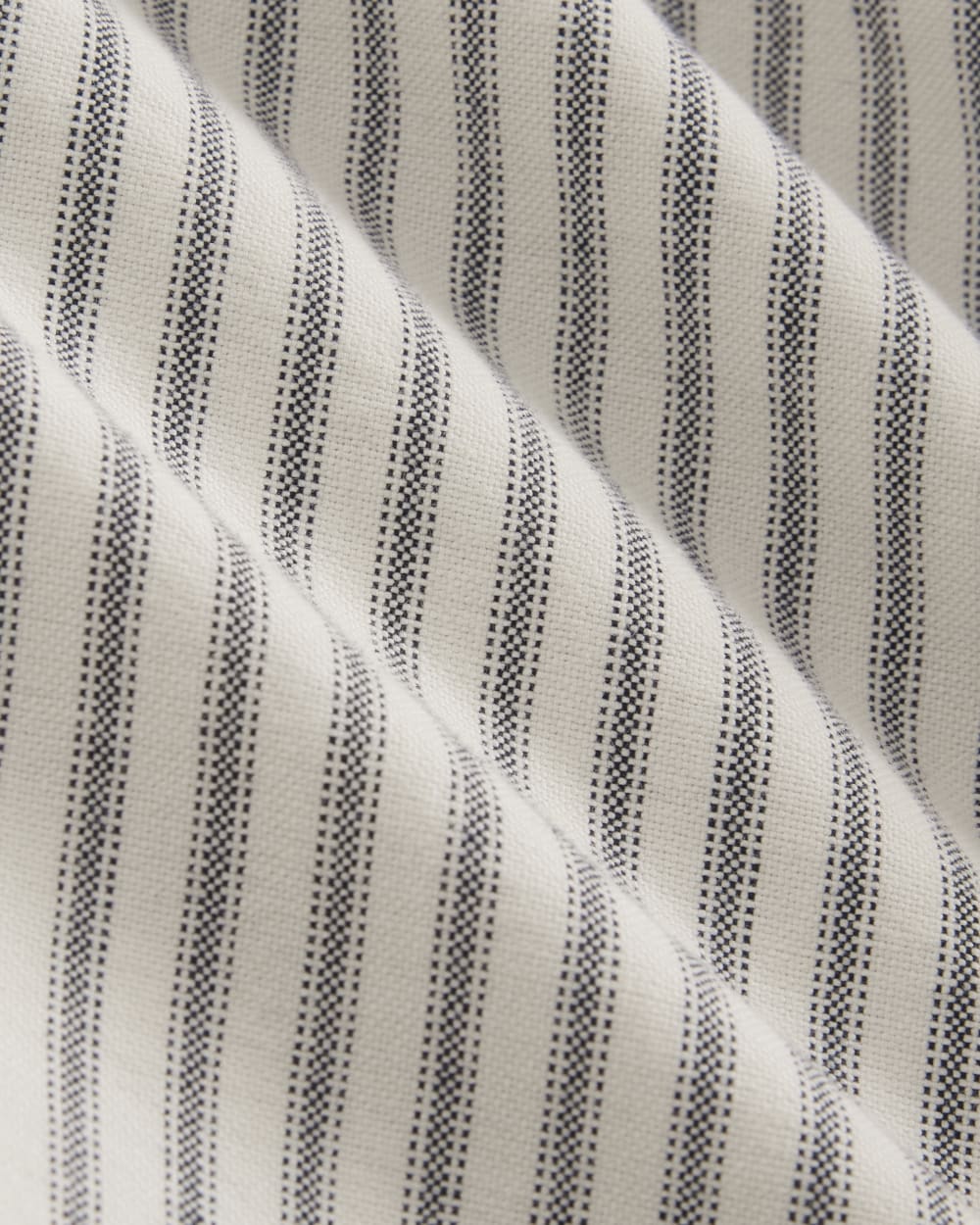 The Classic Oxford Shirt | Bone / Navy | Standard