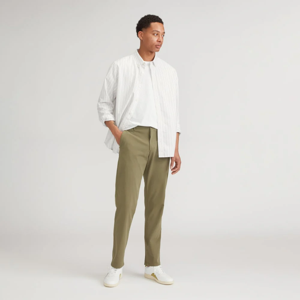 The Straight Fit Performance Chino | Uniform | Kalamata | Straight