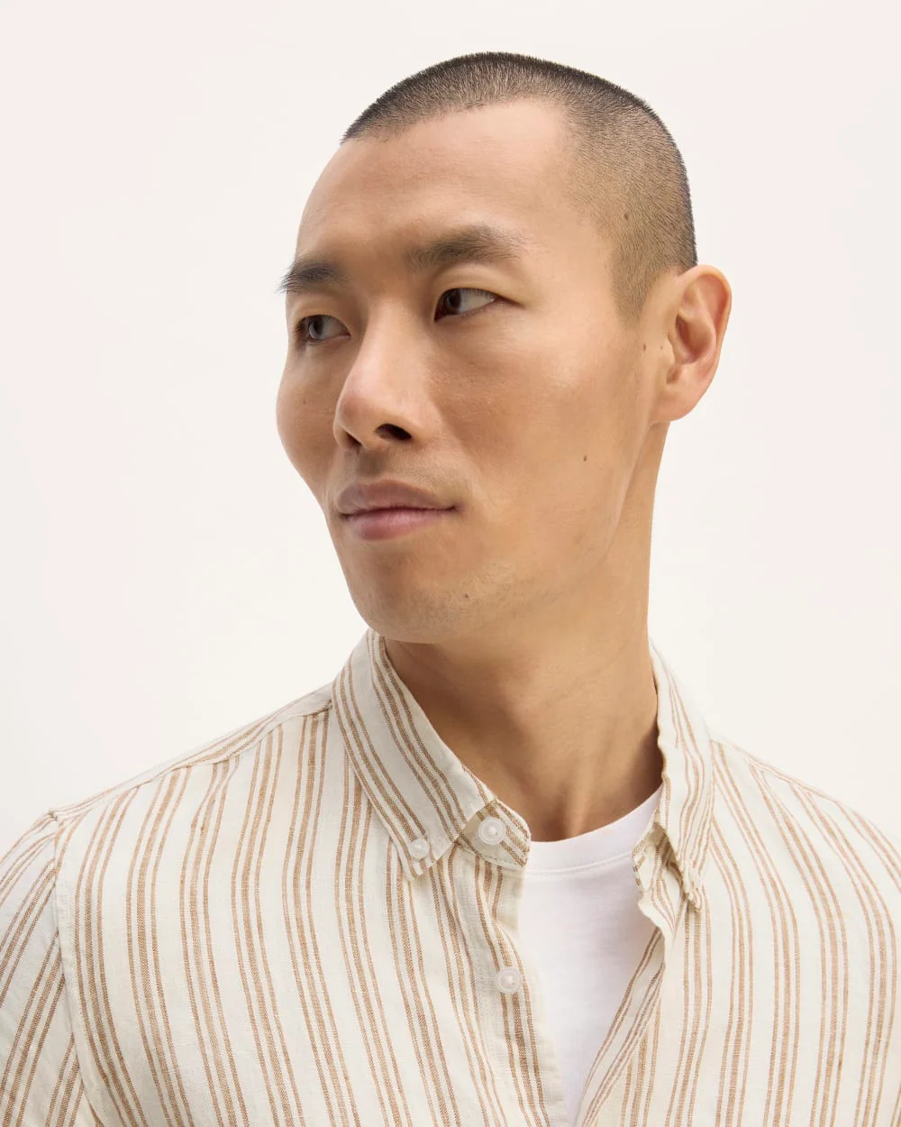 The Classic Short-Sleeve Shirt in Linen | Bone / Toasted Coconut
