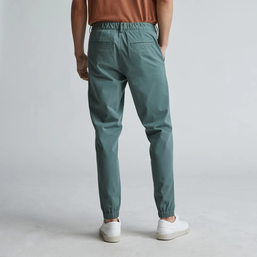 The Performance Traveler Chino | Green Balsam