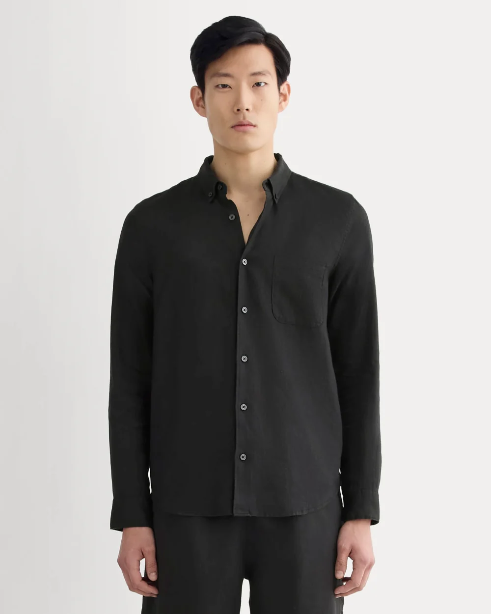 The Classic Shirt in Linen | Black