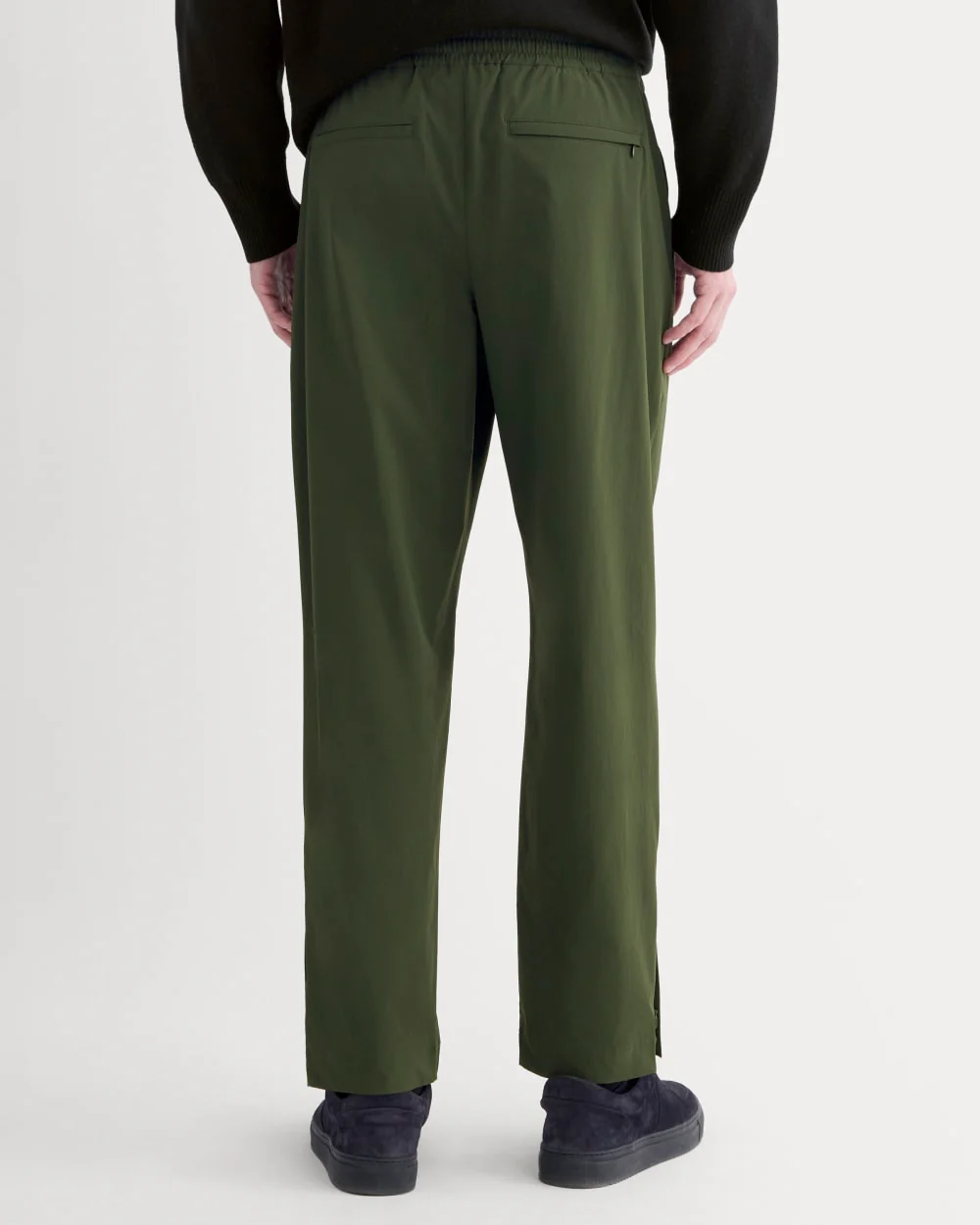 Transit Recycled Nylon Jogger | Dark Forest