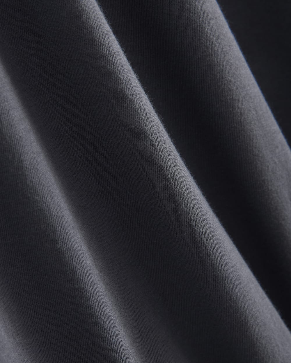 The Essential Organic Long-Sleeve Tee | Graphite