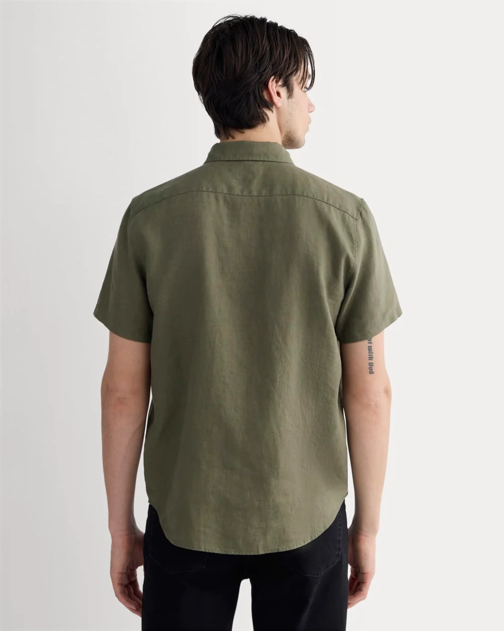 The Classic Short-Sleeve Shirt in Linen | Kalamata