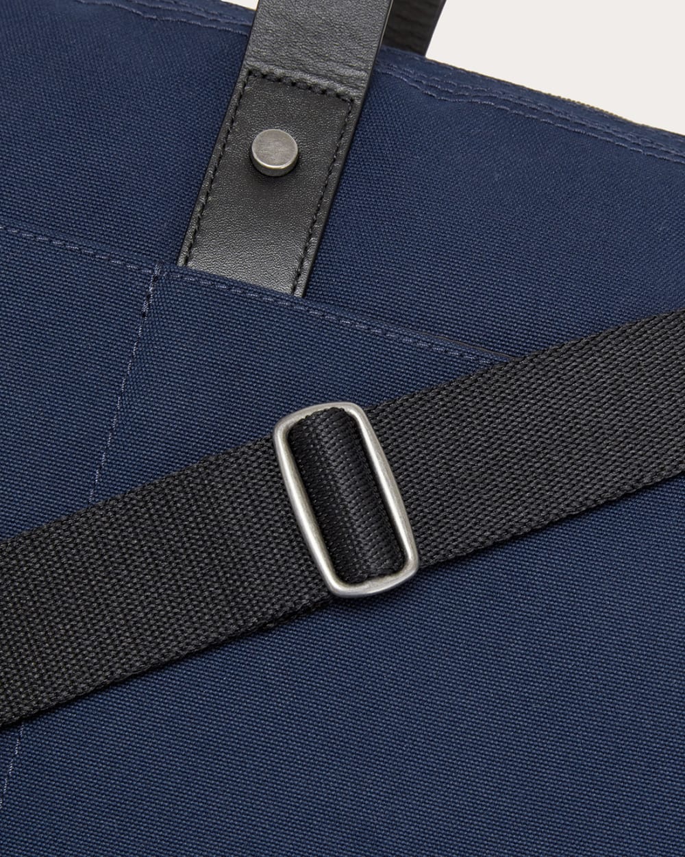 The Canvas Weekender | Navy
