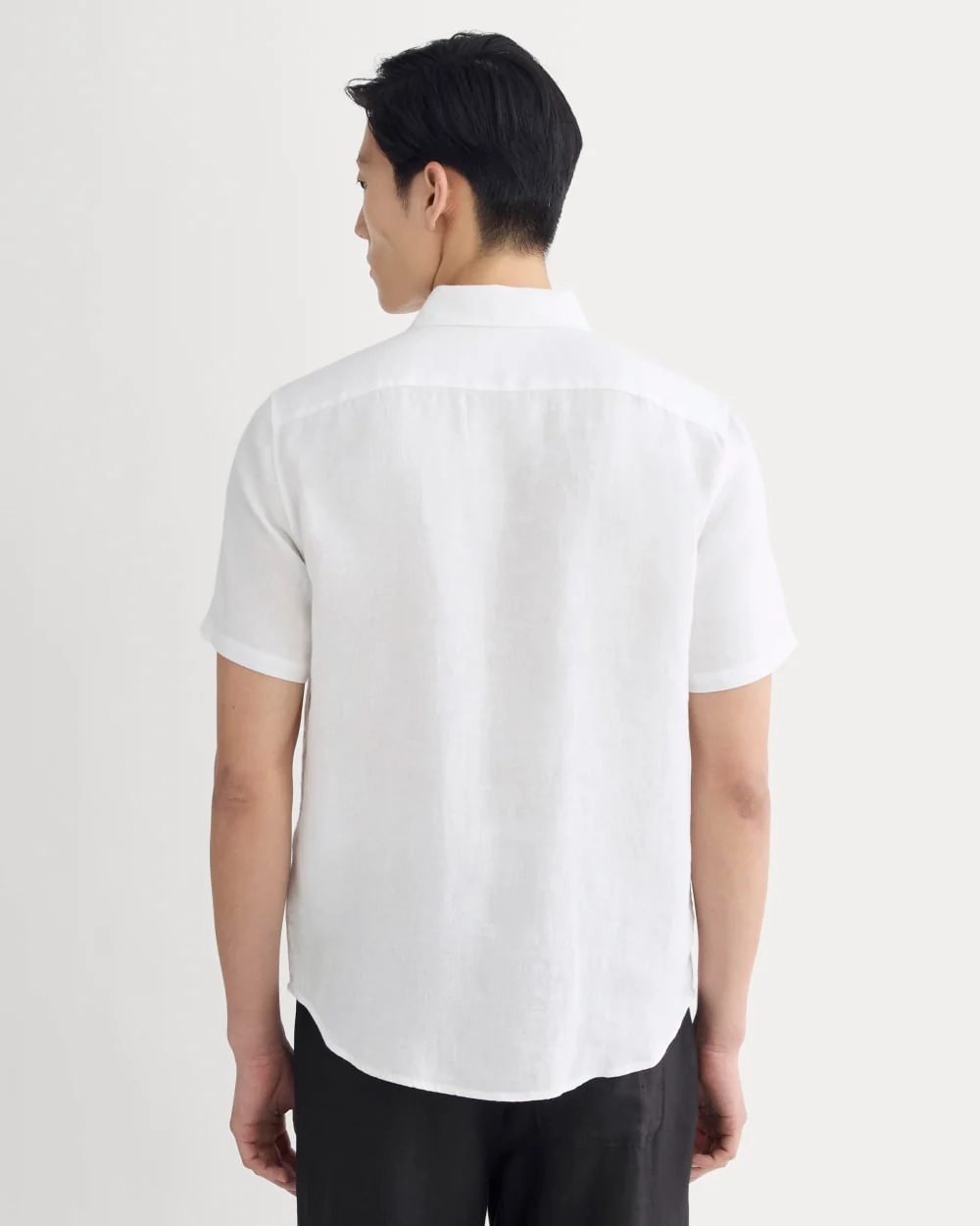The Classic Short-Sleeve Shirt in Linen | White