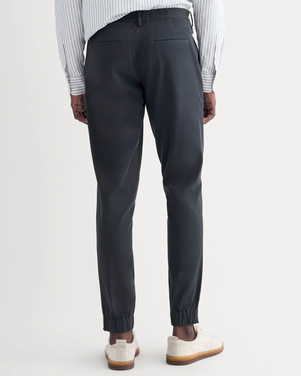 The Performance Traveler Chino | Deep Navy