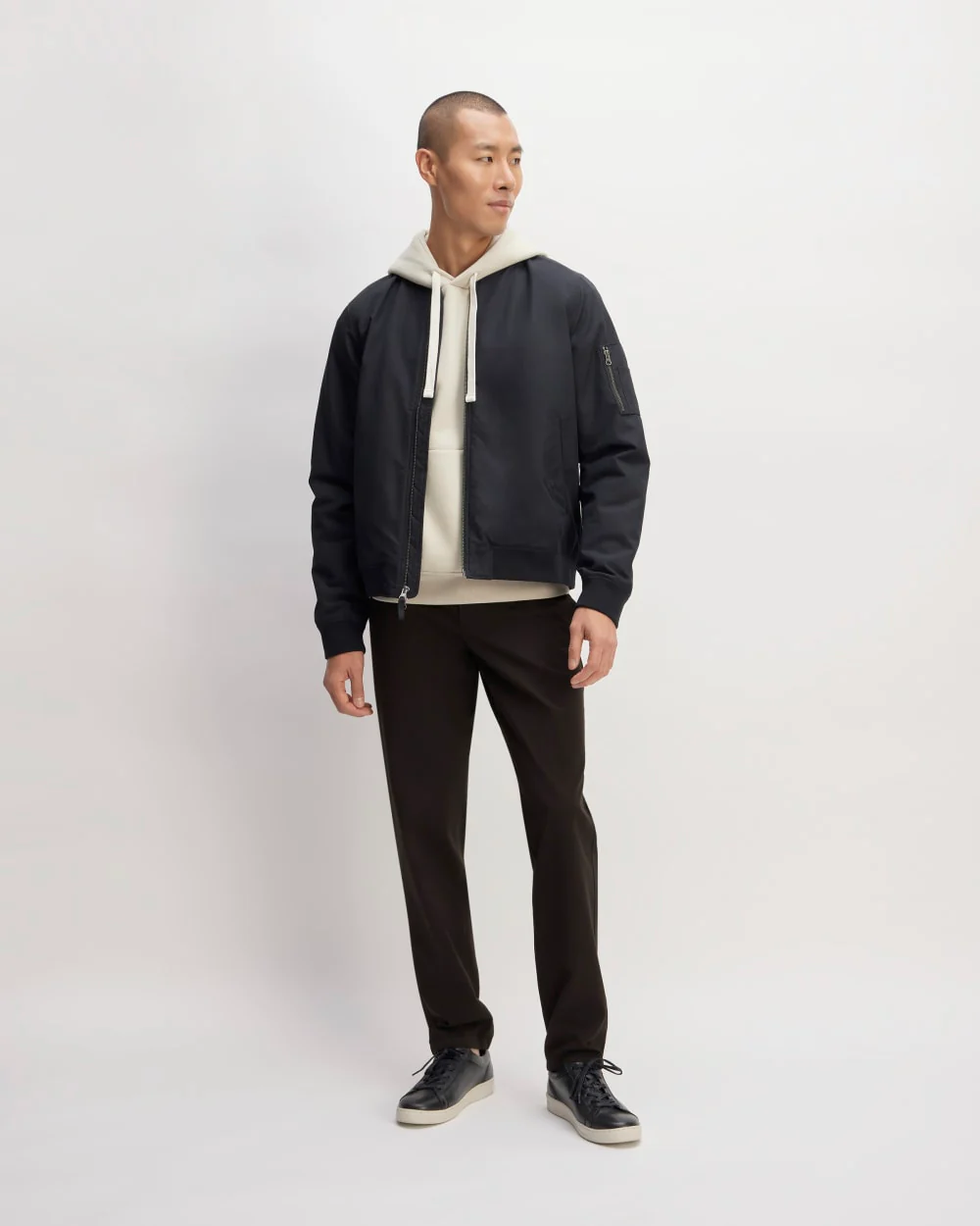 The Straight Fit Performance Chino | Uniform | Black | Straight