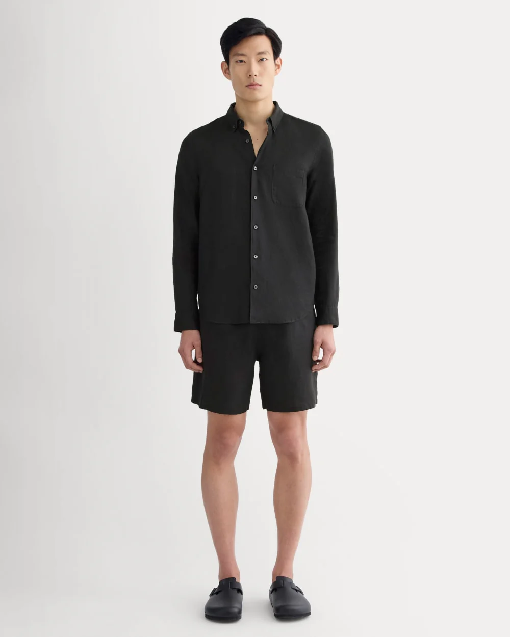 The Classic Shirt in Linen | Black