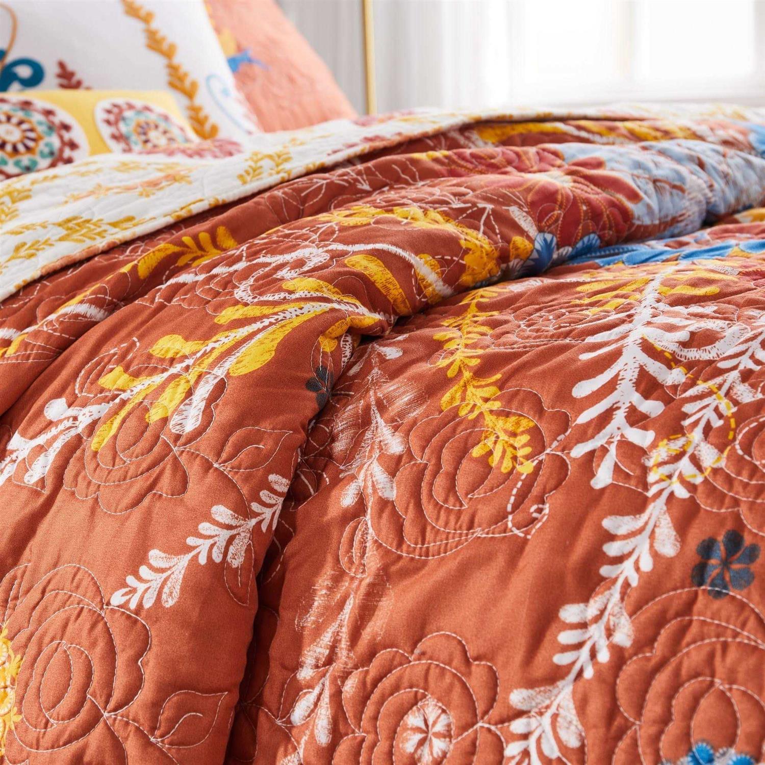 Barefoot Bungalow Topanga Quilt Set