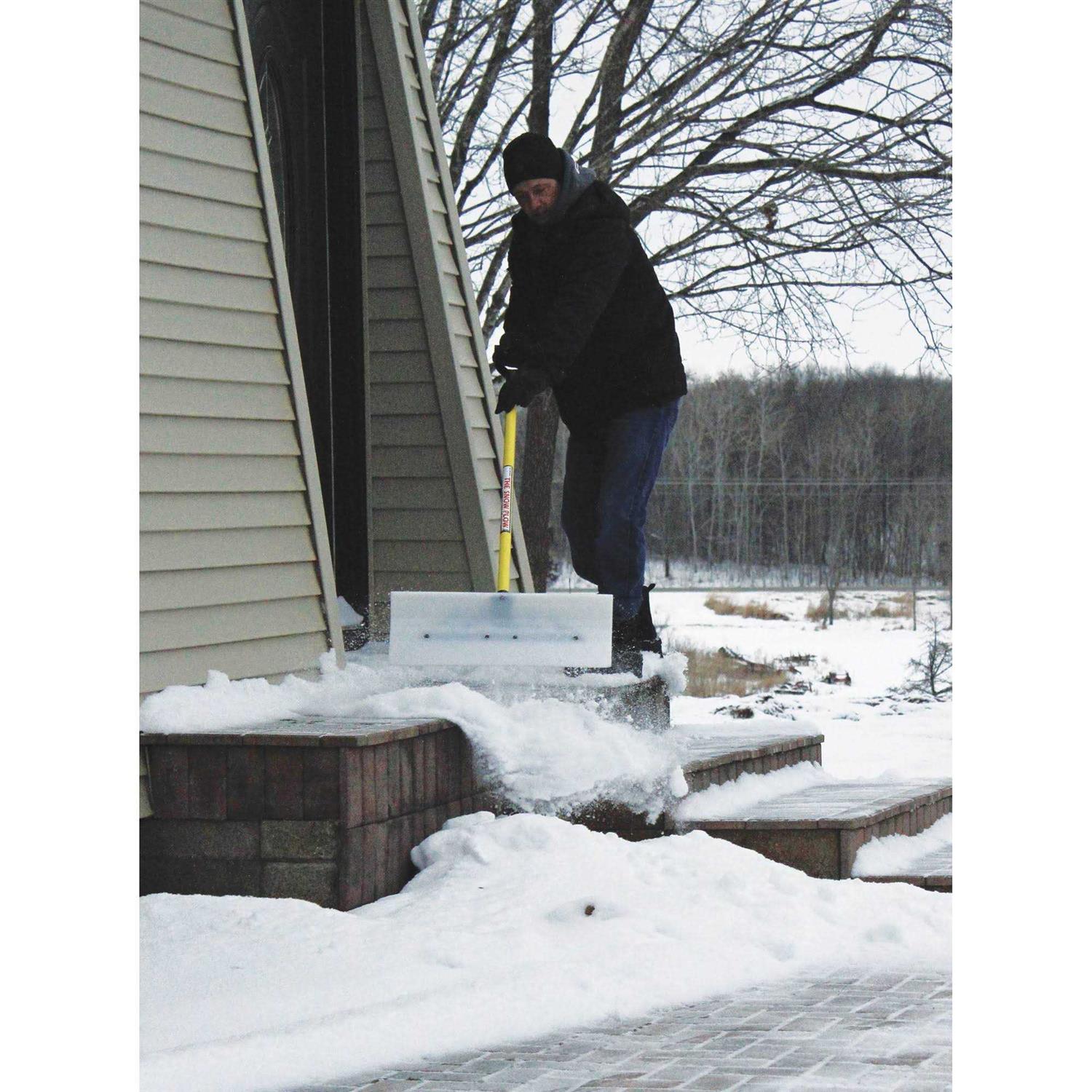 The Snowplow Snow Pusher