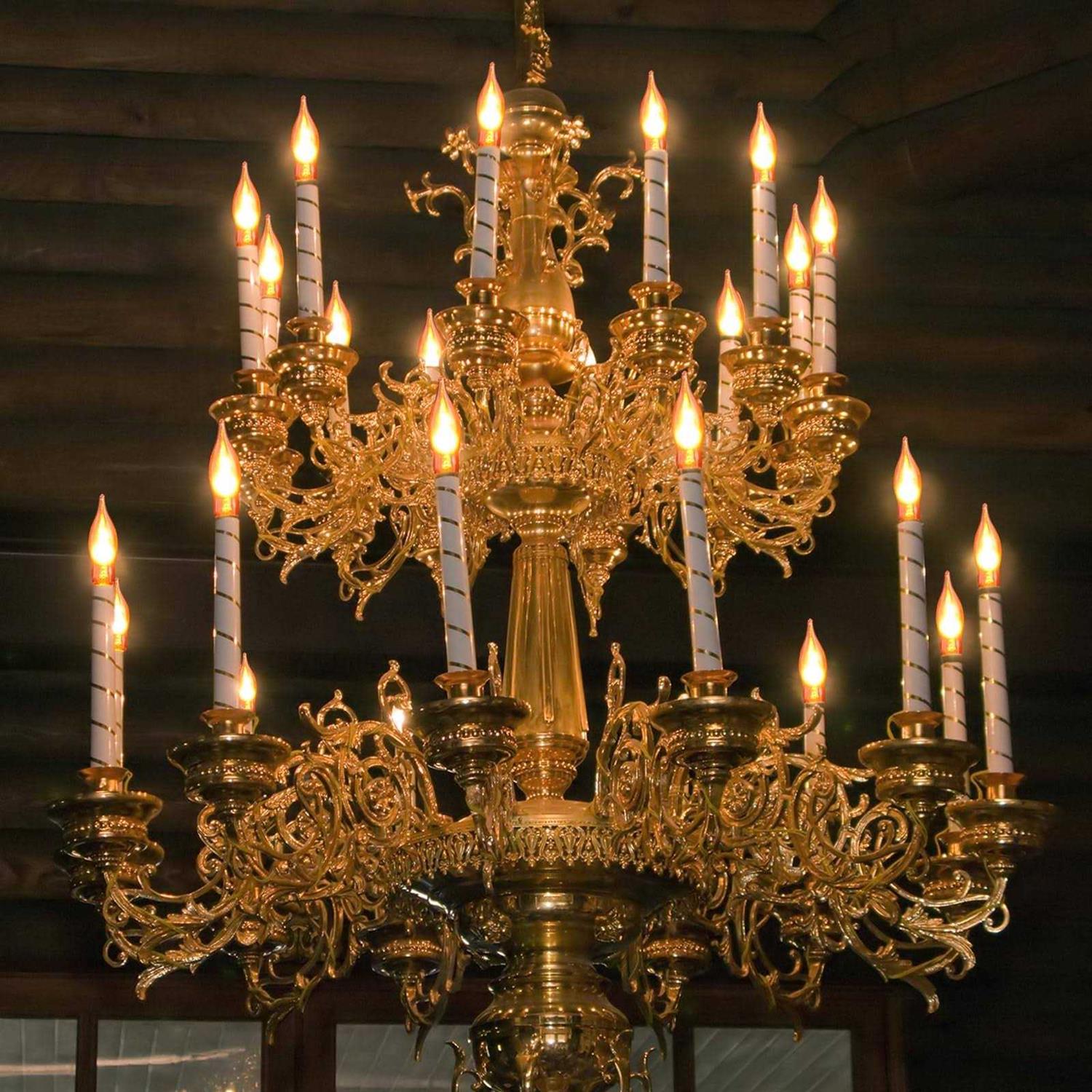 Agaphoton Christmas C18 Flicker Flame Light Bulb Clear Flame Tip Candelabra Replacement Bulbs