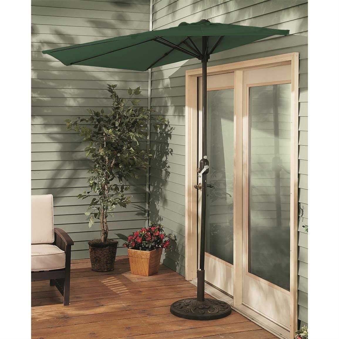 CASTLECREEK 8′ Half Round Patio Umbrella