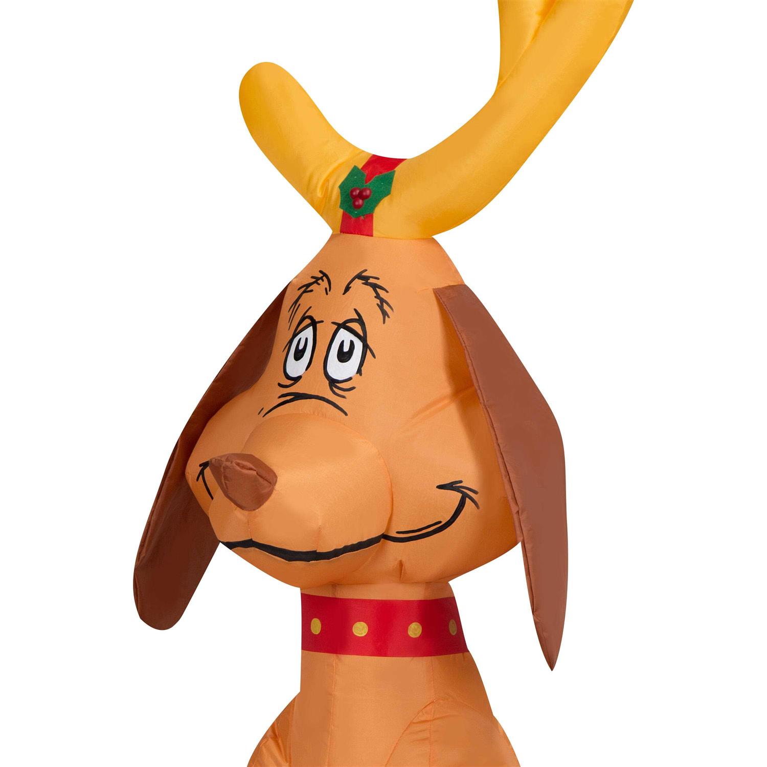 Airblown Iatables Christmas Max with Present Dr. Seuss