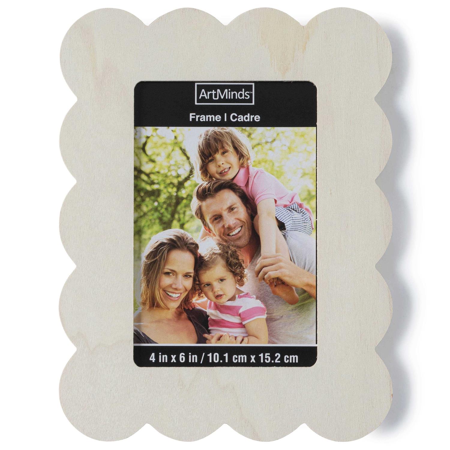 ArtMinds 4 x 6 Wooden Scalloped Frame