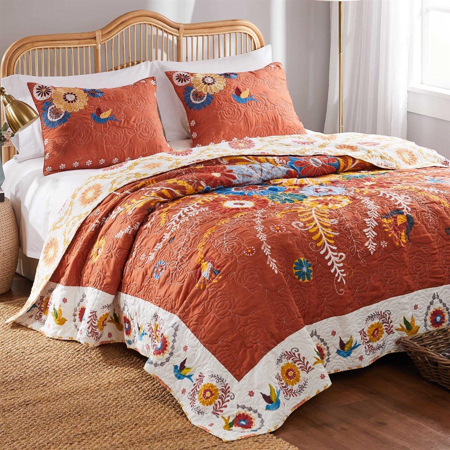 Barefoot Bungalow Topanga Quilt Set
