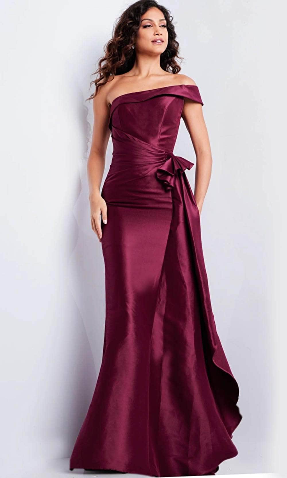 Straight Ruched Waist Evening Gown