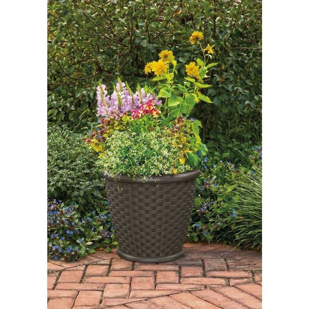 Suncast Resin Wicker Planter