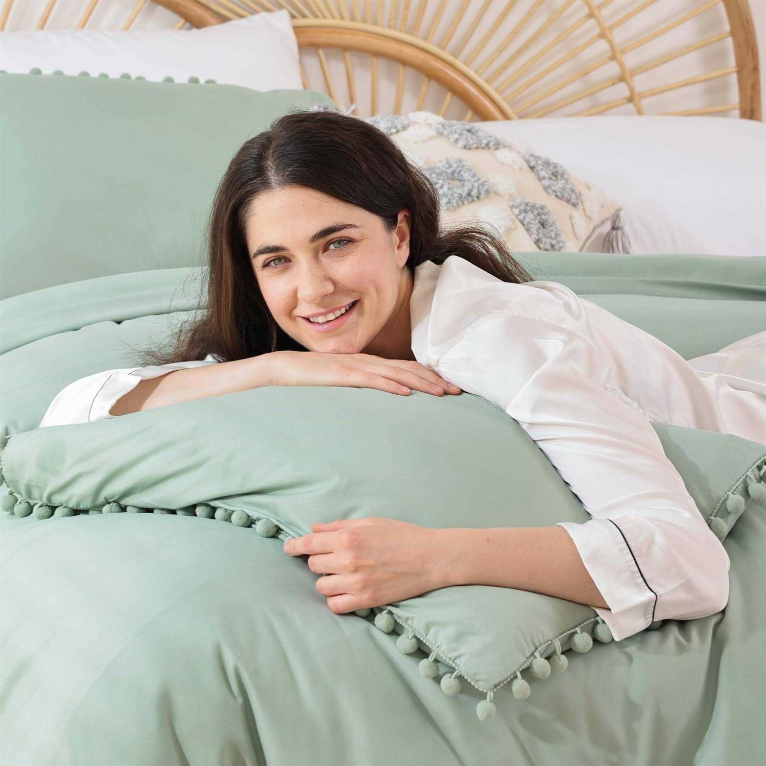 YIRDDEO Comforter Set 3pcs Boho Ball Pom Bedding