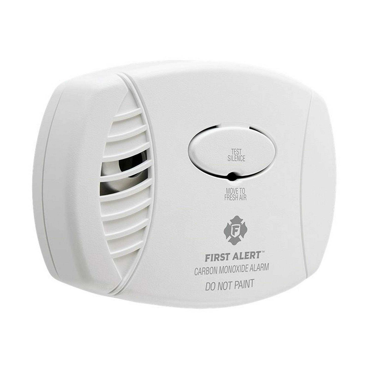 First Alert Plug-In Carbon Monoxide Alarm 1039730
