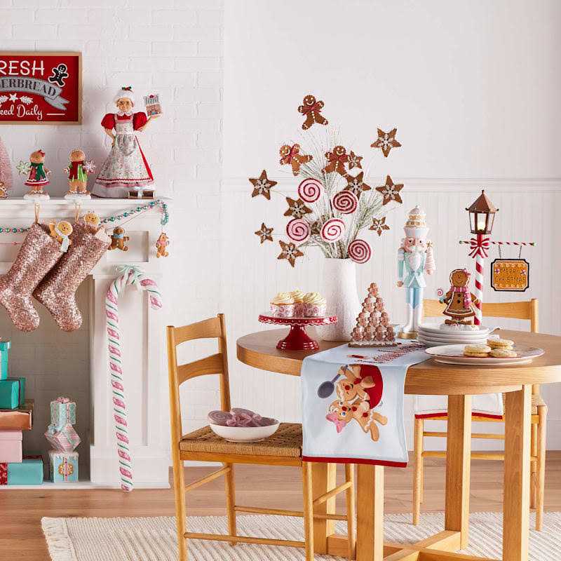 At Home 20 Led Merry Christmas Metal Lamp Post