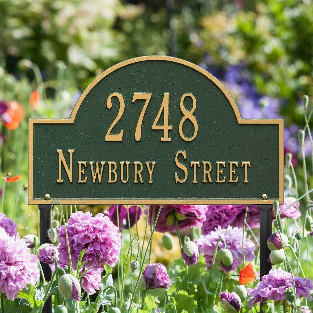 Whitehall Arch Marker Standard Lawn