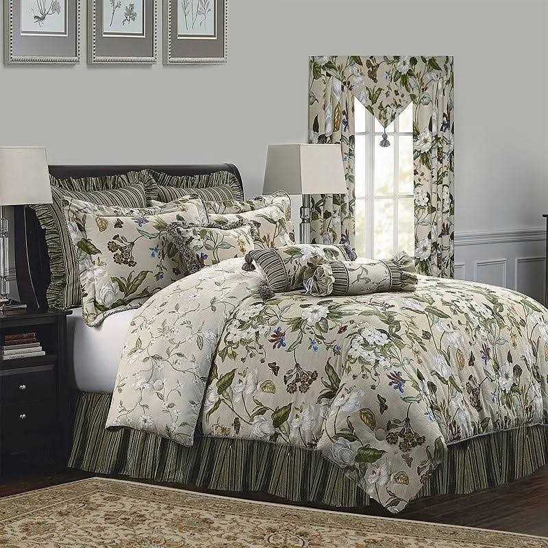 Williamsburg Garden Images Comforter Set