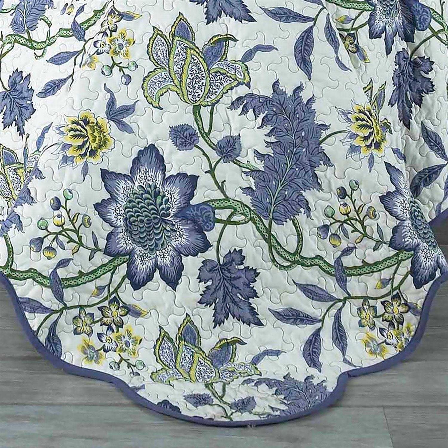 Traditions by Waverly 3-Piece Maldives Quilt Set