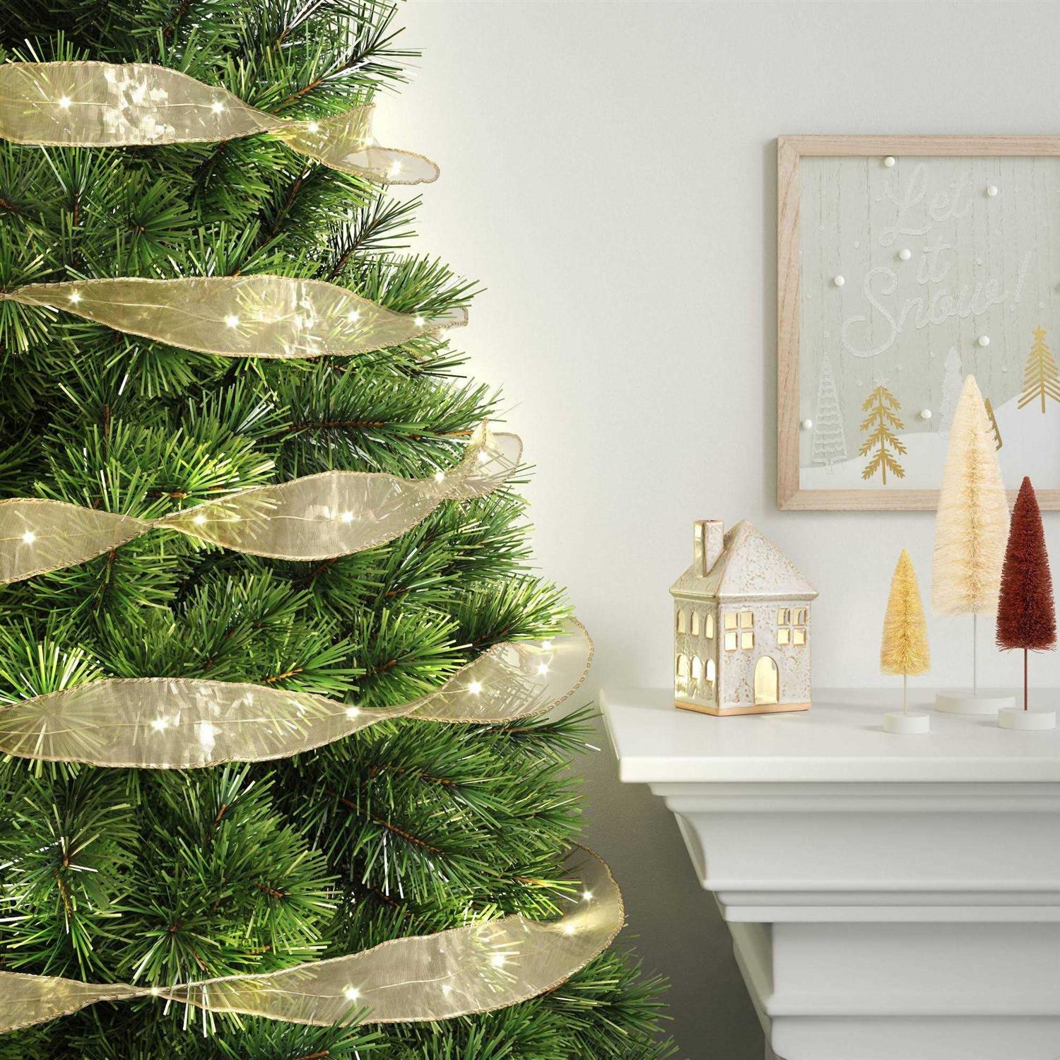 Wondershop 30ct LED Gold Ribbon Dewdrop Christmas String Lights Garland Warm White Gold Wire